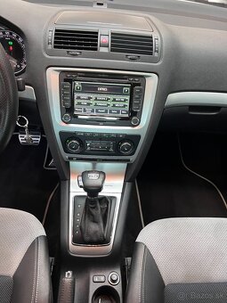 Škoda Octavia Combi RS II - 2.0TSi - 8