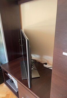 Predám televízor LG model LB580V - 8