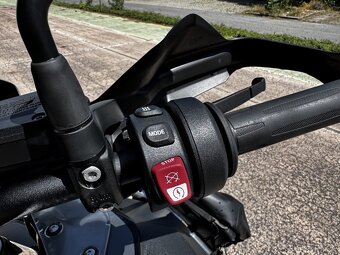 BMW R1250GS ADVENTURE - 8