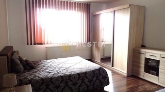 ZNÍŽENÁ CENA Veľký rodinný dom s pozemkom 930 m2 Kuklov - 8