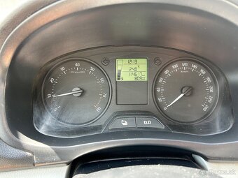 Škoda Fabia 1.2 HTP 44KW. 11/2013 - 8