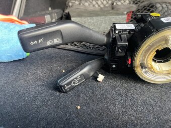 Podvolantova RJ a packy Passat B6 - 8