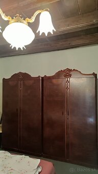 Predám 2 starožitné skrine - 8