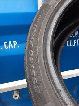 Letné pneu Pirelli Pzero 295/40 R21 - 8
