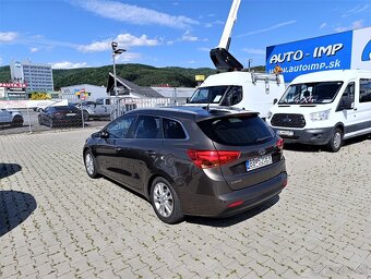Kia Cee´d SW 1.6 CRDi EX/Gold - 8