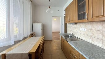 Prenájom 2 izbový byt Trnava, ul. Ľ. Podjavorinskej - 8