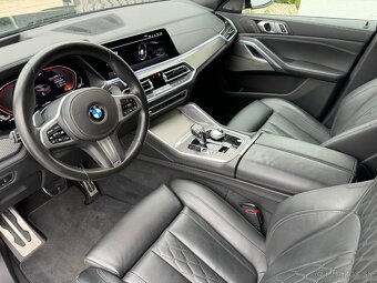 BMW X6 M50i, 2021 rok, 390 kW - 8