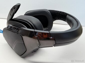 Logitech G935 Wireless 7.1 Surround Sound LIGHTSYNC Gaming H - 8