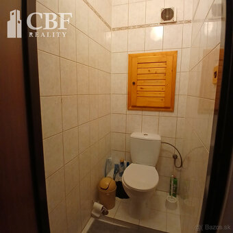 NA PREDAJ Priestranný 3-izbový byt s balkónom,blízko centra - 8