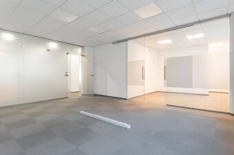 Babony TRE I 4i priestor/aparmán na Námestí Martina Benku, B - 8