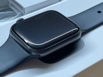 Predám hodinky Apple watch series 5 - 8