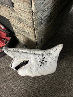 Brankárska hokejová výstroj - 8