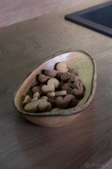 Ručne vyrobená drevená misa z orecha - 8