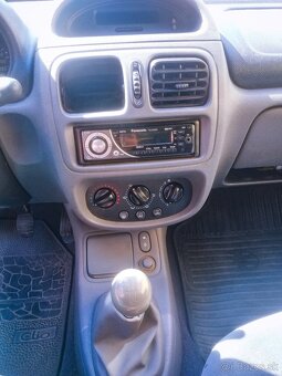 Predám Renault Clio - 8