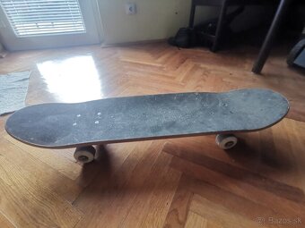 Predám skateboard, 2 ks - 8