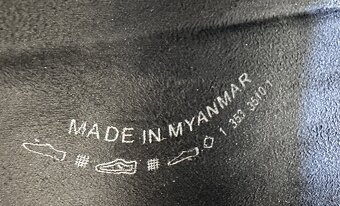 "NOVÉ" unisex BENCH šlapky čierne EU41 za 21EUR - 8
