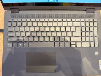 Lenovo notebook 2v1 dotyk, i7/16GB/256 - 8