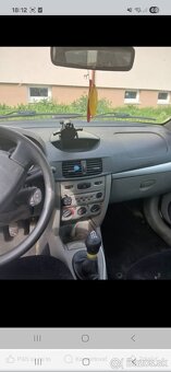 Renault Thália 2009 - 8