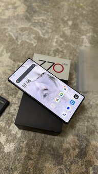 ZTE Nubia Z70 Ultra ako novy 12GB RAM - 8