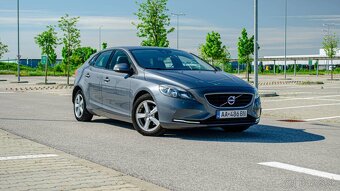 Volvo V40 D2 Momentum - 8