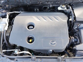 Mazda 3 - 8