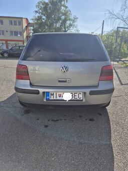 Volkswagen Golf 1.4 - 8