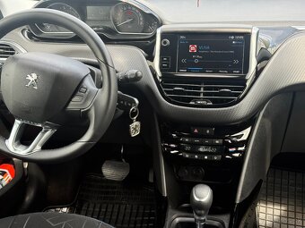 Peugeot 2008 1.2 PureTech 130k E6.2 Signature A/T - 8