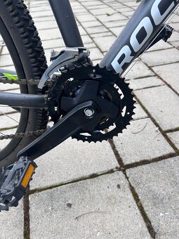 Predám sivý bicykel Rockrider, používaný minimálne - 8