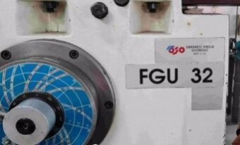 Frézka FGU 32, rok výroby 2005 - 8