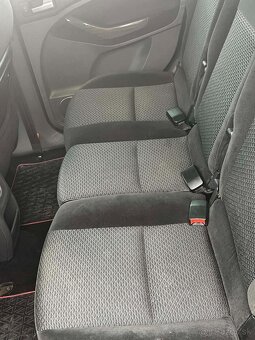 Ford C-Max 80kw Manuál Diesel - 8