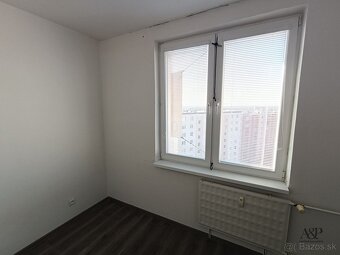 NA PREDAJ REKONŠTRUOVANÝ 4 IZBOVÝ BYT S LOGGIOU, 88M2, UL. S - 8