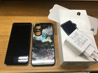 Honor 90 512GB/12GB - 8