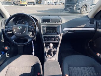 Škoda Octavia Combi 4x4 - 8