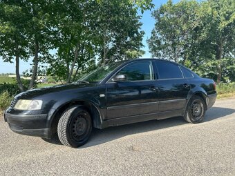 Volkswagen Passat - 8