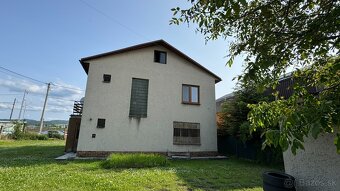 Rodinný dom s priestrannou záhradou - Smižany - 8