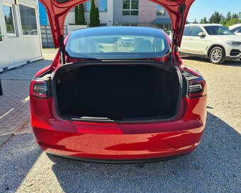 TESLA MODEL 3 LONG RANGE AWD - 8