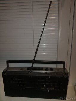 Rádio magnetofón Hitachi TRK 6801E - 8