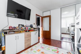 REZERVOVANÉ 2 izbový BYT po kompletnej rekonštrukcií - 8