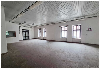 HISTORICKÁ BUDOVA, PREVÁDZKOVÝ DOM, CENTRUM, KREMNICa - 8