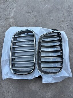 BMW ľadvinky - strieborná a čierna (X5 E70, X6 E71) - 8