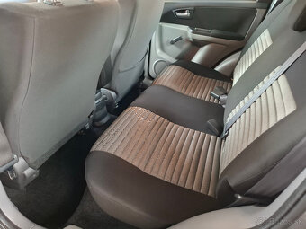 Suzuki SX4 - 8