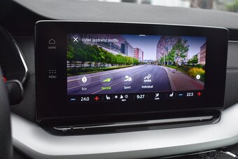 Škoda Octavia Combi 2.0 TDI SCR Sportline DSG - 8