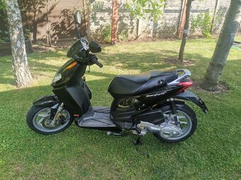 Aprilia sr 50 - 8