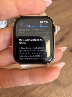 Apple watch SE 2024 40mm - 8