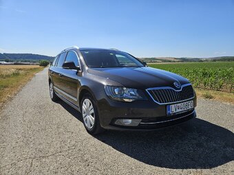 ŠKODA SUPERB 2 COMBI L&K 2.0 TDI 4x4 – LUXUSNÝ SPOLOČNÍK - 8