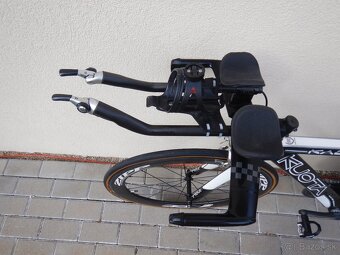 bicykel KUOTA, triatlon, časovka, komplet karbon, 8,2 kg - 8