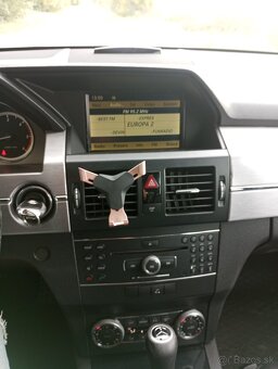 Mercedes Benz GLK - 8