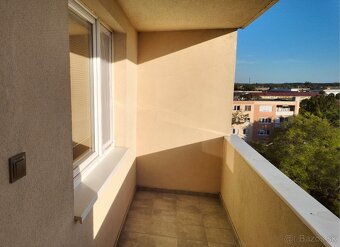 3izb byt so zariadením na Mlynskej ulici, DS - 8