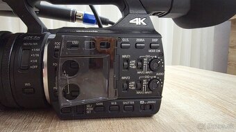Panasonic HC X1000 - 8