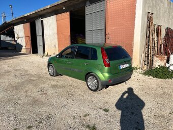 Ford Fiesta 1.4 TDCi – NÍZKY KM – TOP STAV – STK 11/2026 - 8